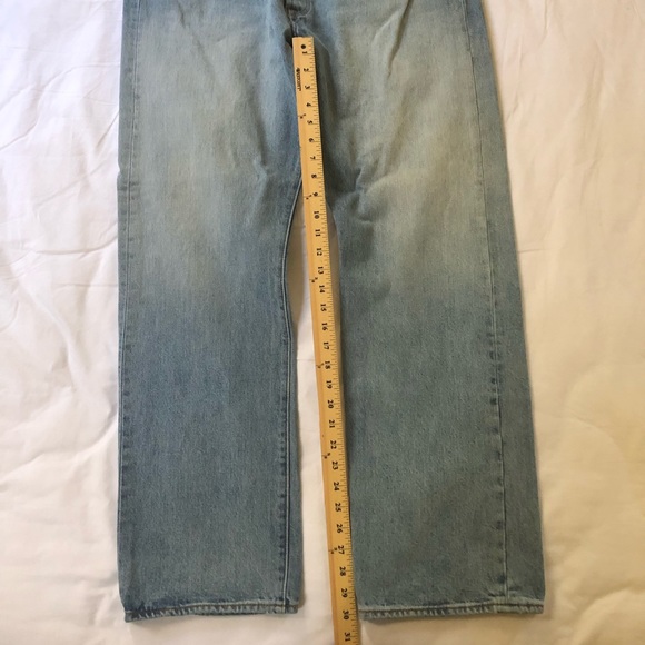 LEVI’S® Men’s 501® Original Fit Light Blue Jeans - Picture 3 of 8